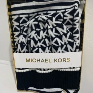 Michael Kors Black and White Knit Hat and Scarf Set